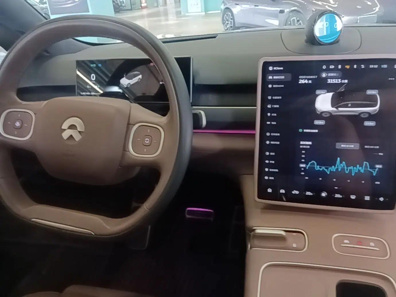 Nio ES8 2024 75 kWh — миниатюра 12