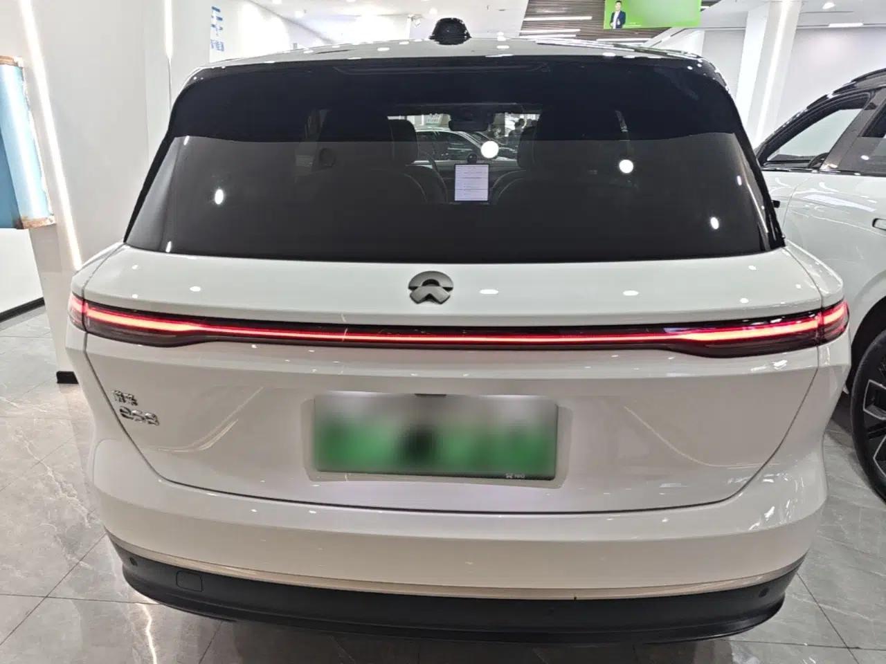 Nio ES8 2023 75 kWh — миниатюра 5
