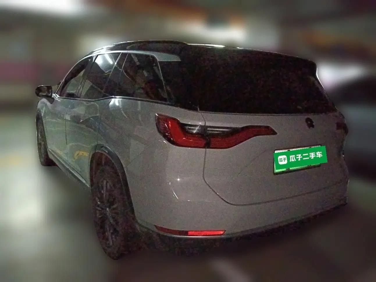 Nio ES8 2020 450 km Range 6-Seater Version — миниатюра 4