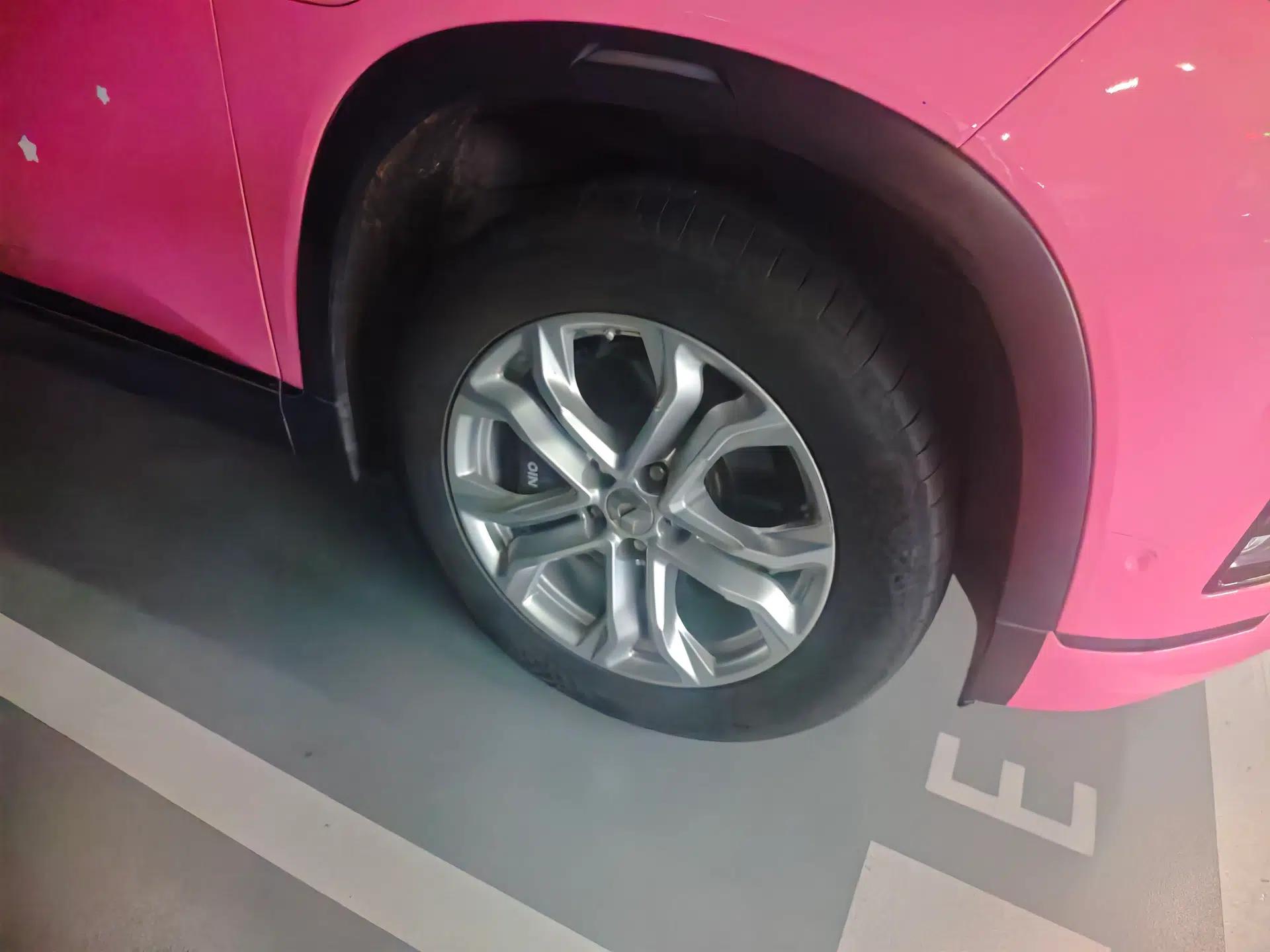 Nio ES8 2020 415 km Range 6-Seater Version — миниатюра 8