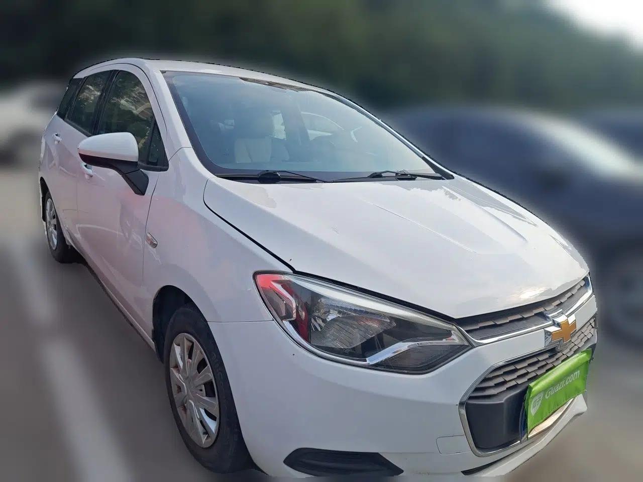 Chevrolet Lova RV 2016 1.5L Automatic Comfort Edition — миниатюра 3