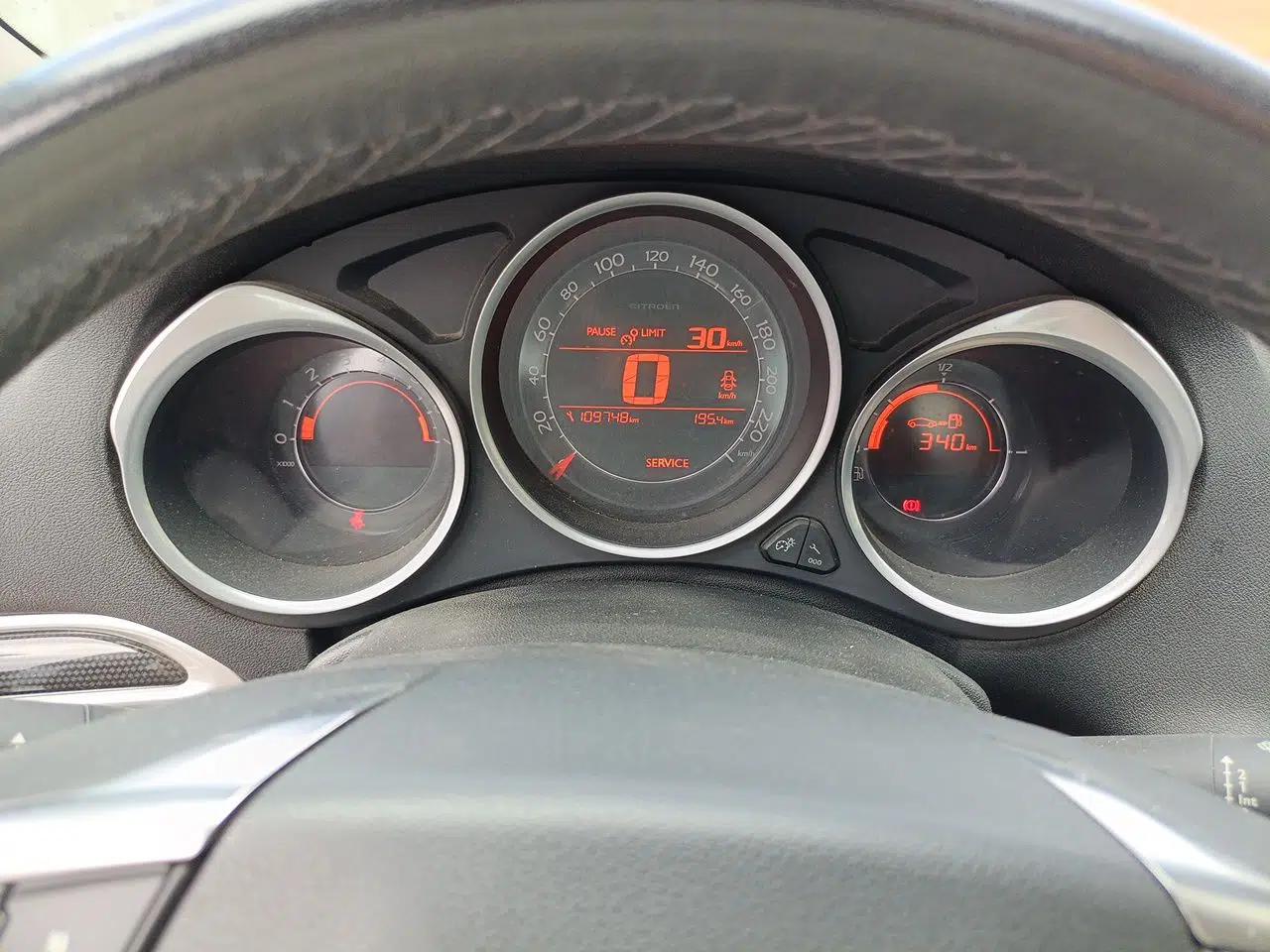 Citroen C4L 2014 1.8L Intelligent Drive Manual Version – Dynamic Edition — миниатюра 11