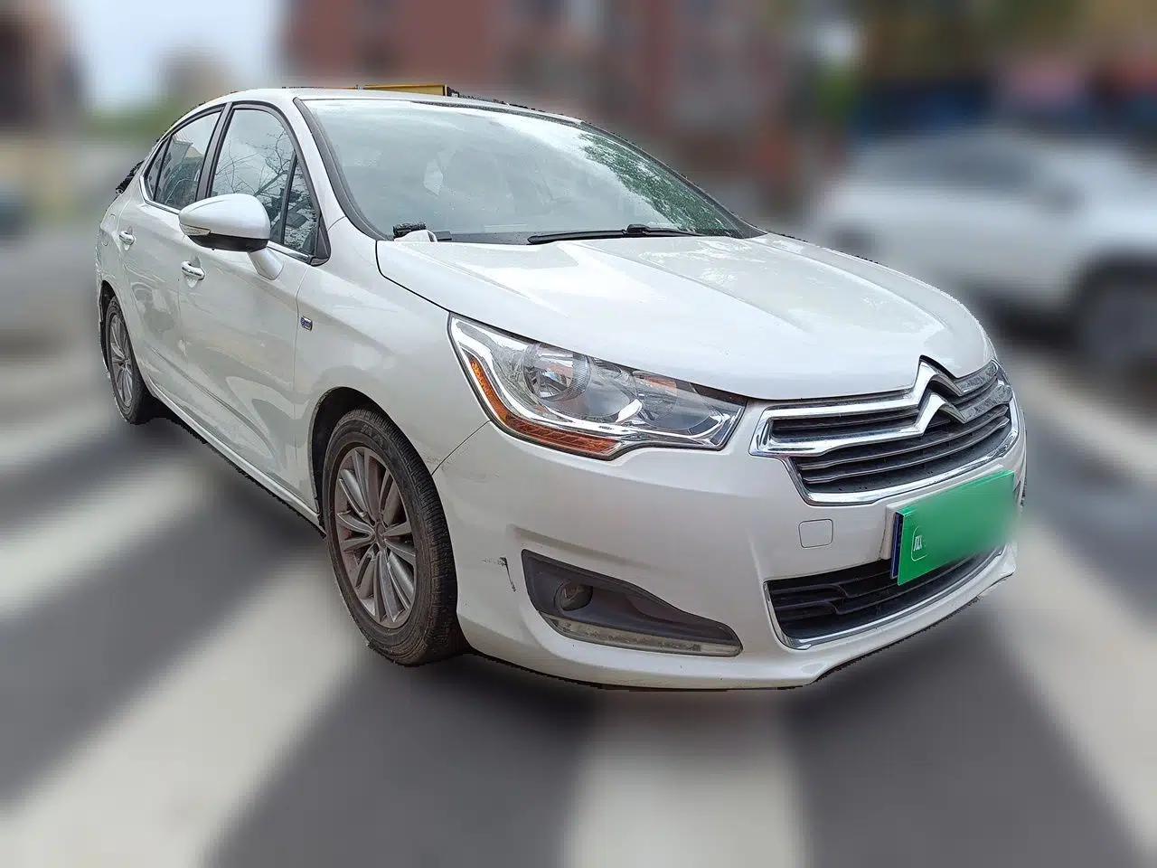Citroen C4L 2014 1.8L Intelligent Drive Manual Version – Dynamic Edition — миниатюра 3