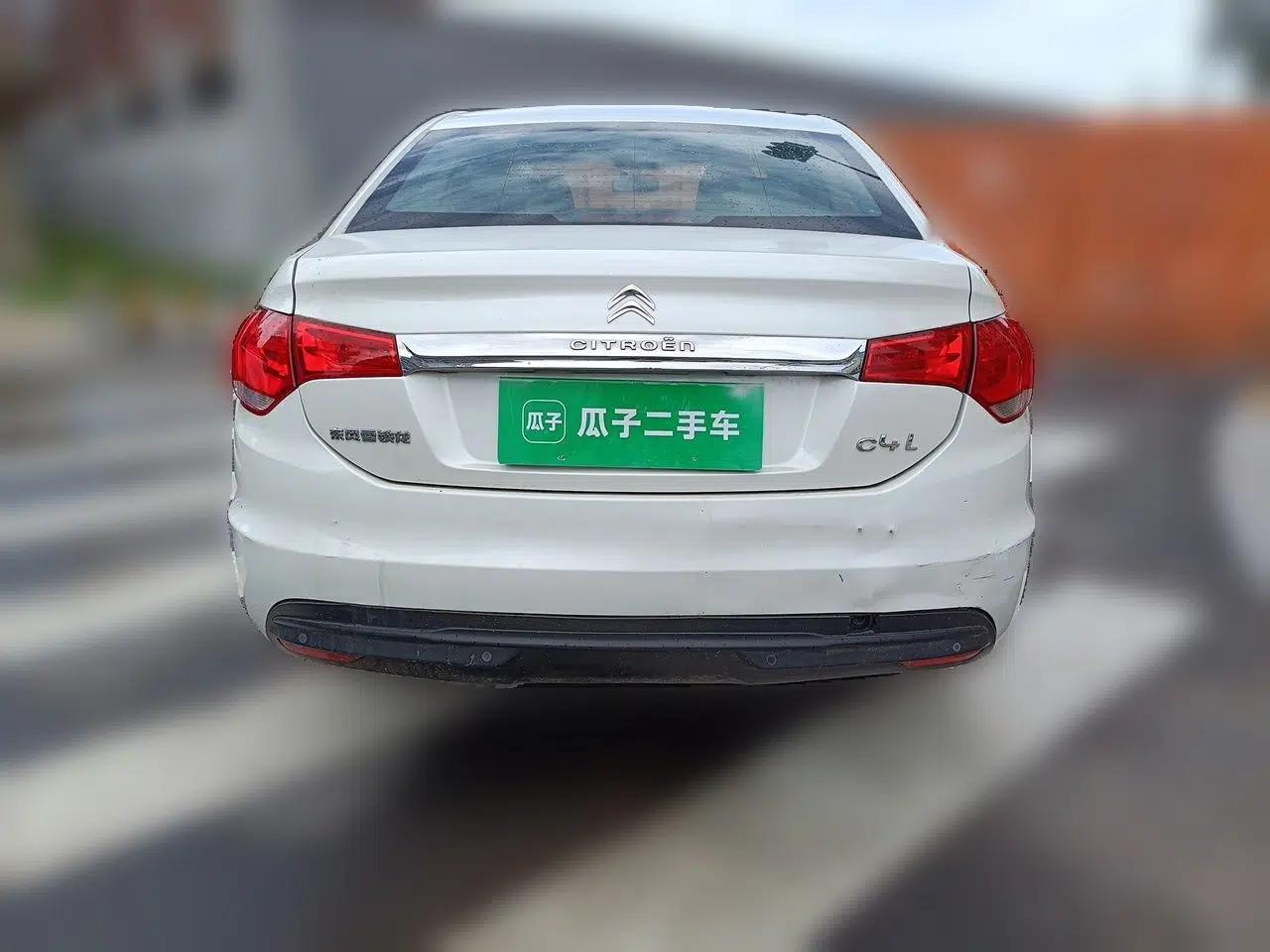 Citroen C4L 2014 1.8L Intelligent Drive Manual Version – Dynamic Edition — миниатюра 5