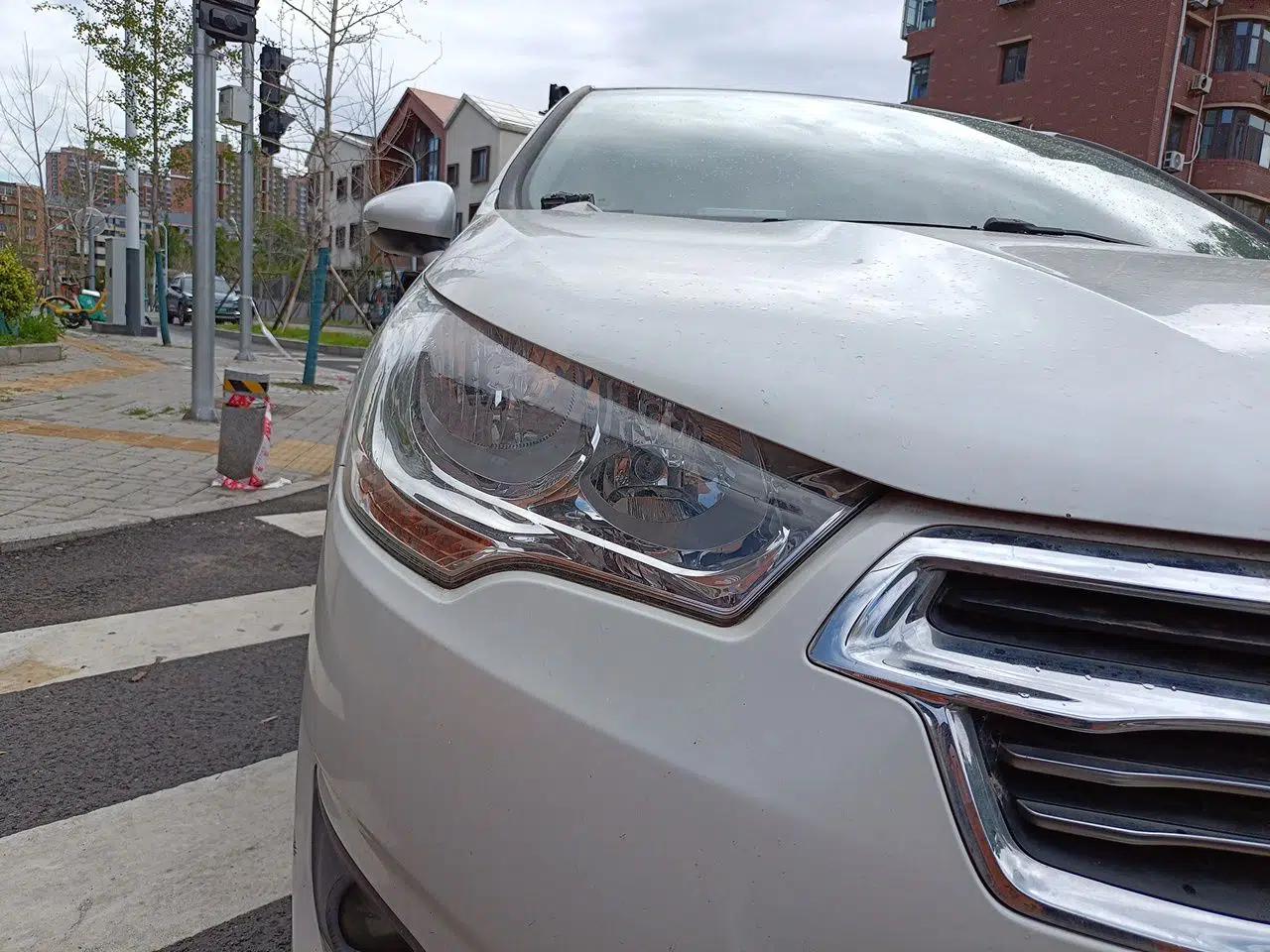 Citroen C4L 2014 1.8L Intelligent Drive Manual Version – Dynamic Edition — миниатюра 7