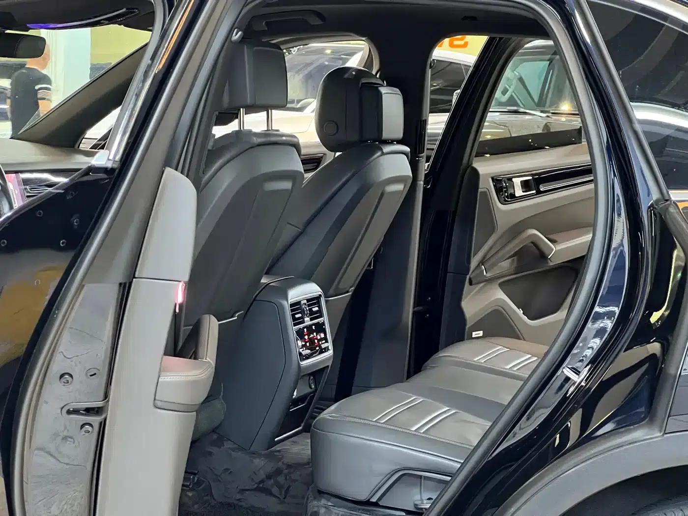 Cayenne 2019 Cayenne 3.0T — миниатюра 8
