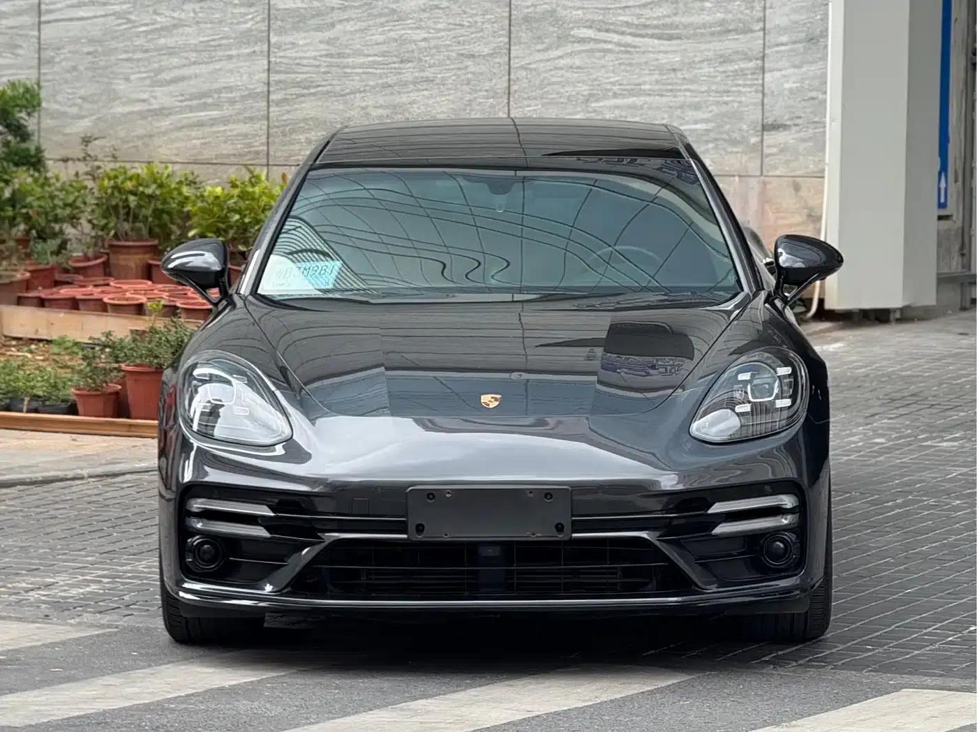 2017 Panamera Executive Long Wheelbase 3.0T — миниатюра 2