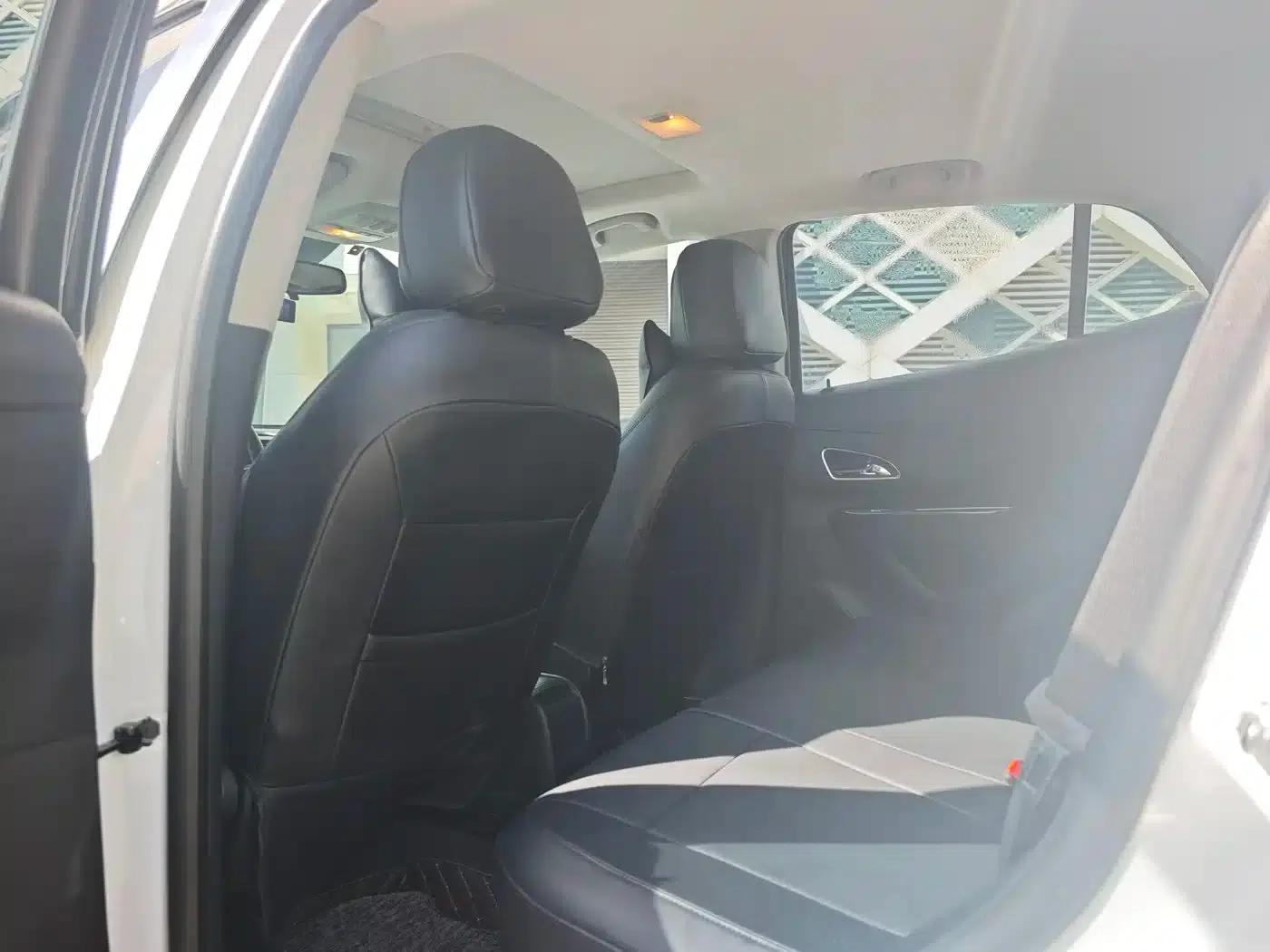 2016 Buick Encore 18T Automatic 2WD Urban Elite — миниатюра 11