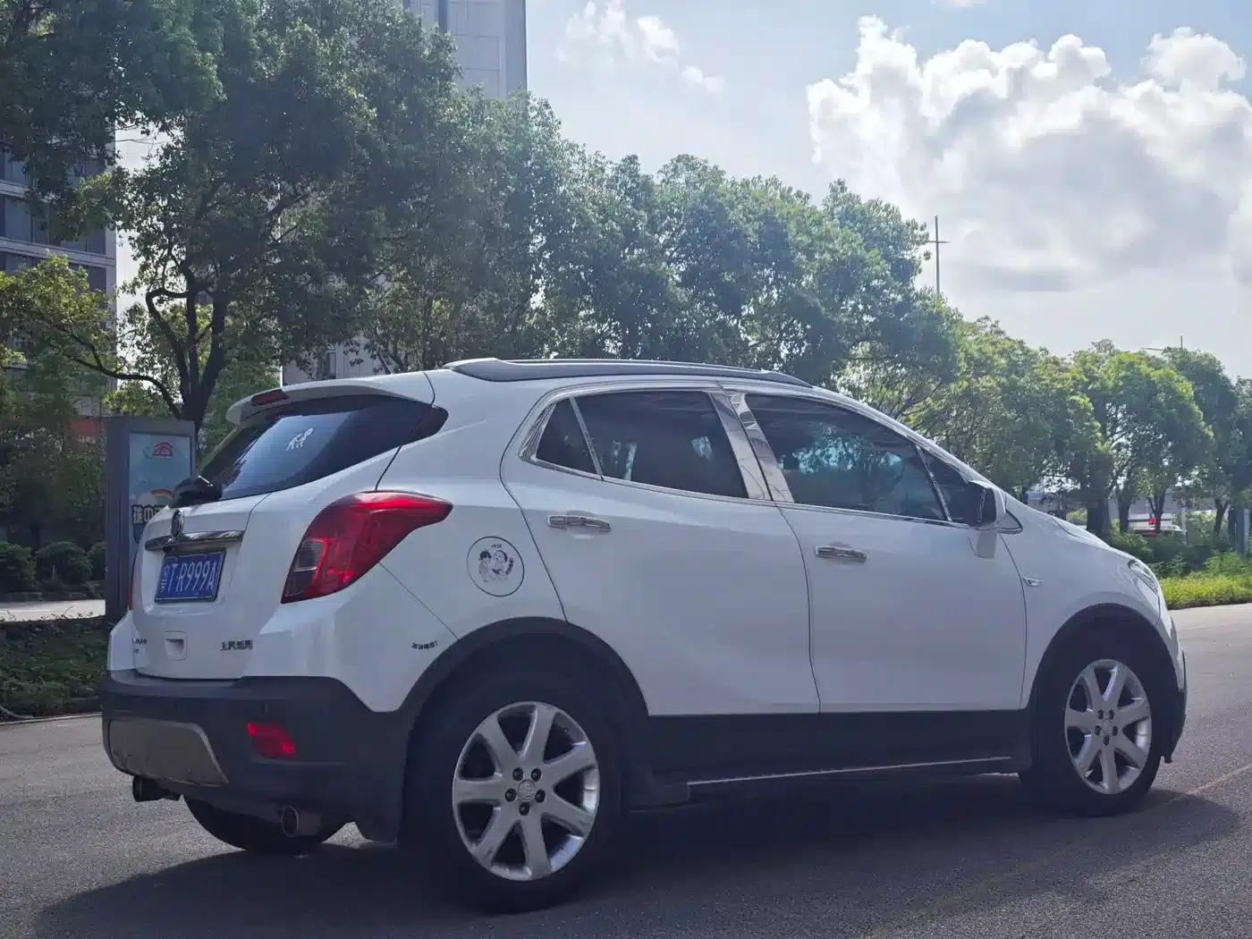 2016 Buick Encore 18T Automatic 2WD Urban Elite — миниатюра 4