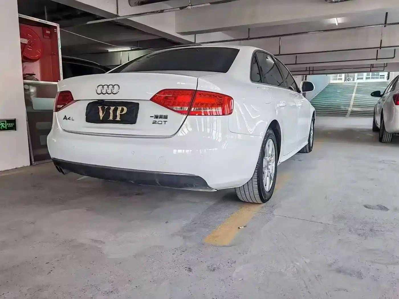 Audi A4L 2012 2.0 TFSI Automatic Comfort — миниатюра 7