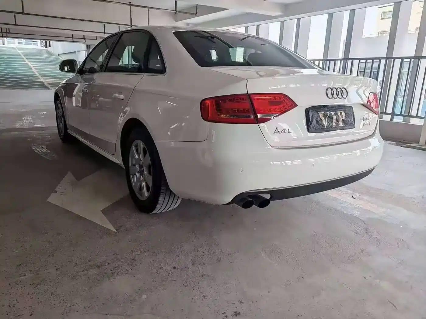 Audi A4L 2012 2.0 TFSI Automatic Comfort — миниатюра 8