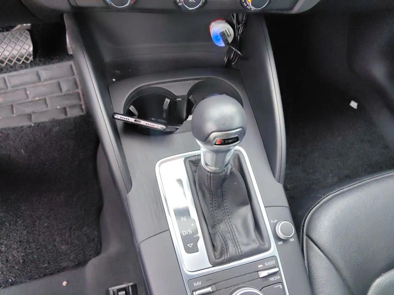 Audi A3 2016 Limousine 35 TFSI Prestige Edition — миниатюра 14