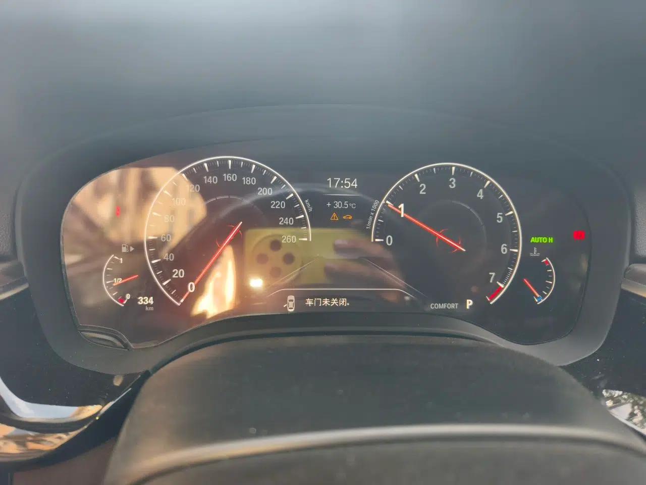 BMW 5 Series 2019 Facelifted 530Li Luxury Edition Premium Package — миниатюра 11