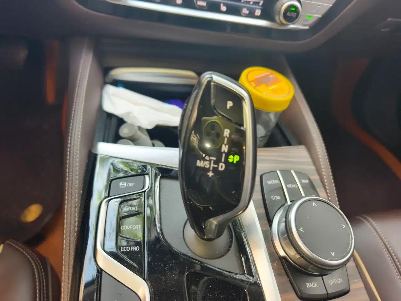 BMW 5 Series 2019 Facelifted 530Li Luxury Edition Premium Package — миниатюра 14