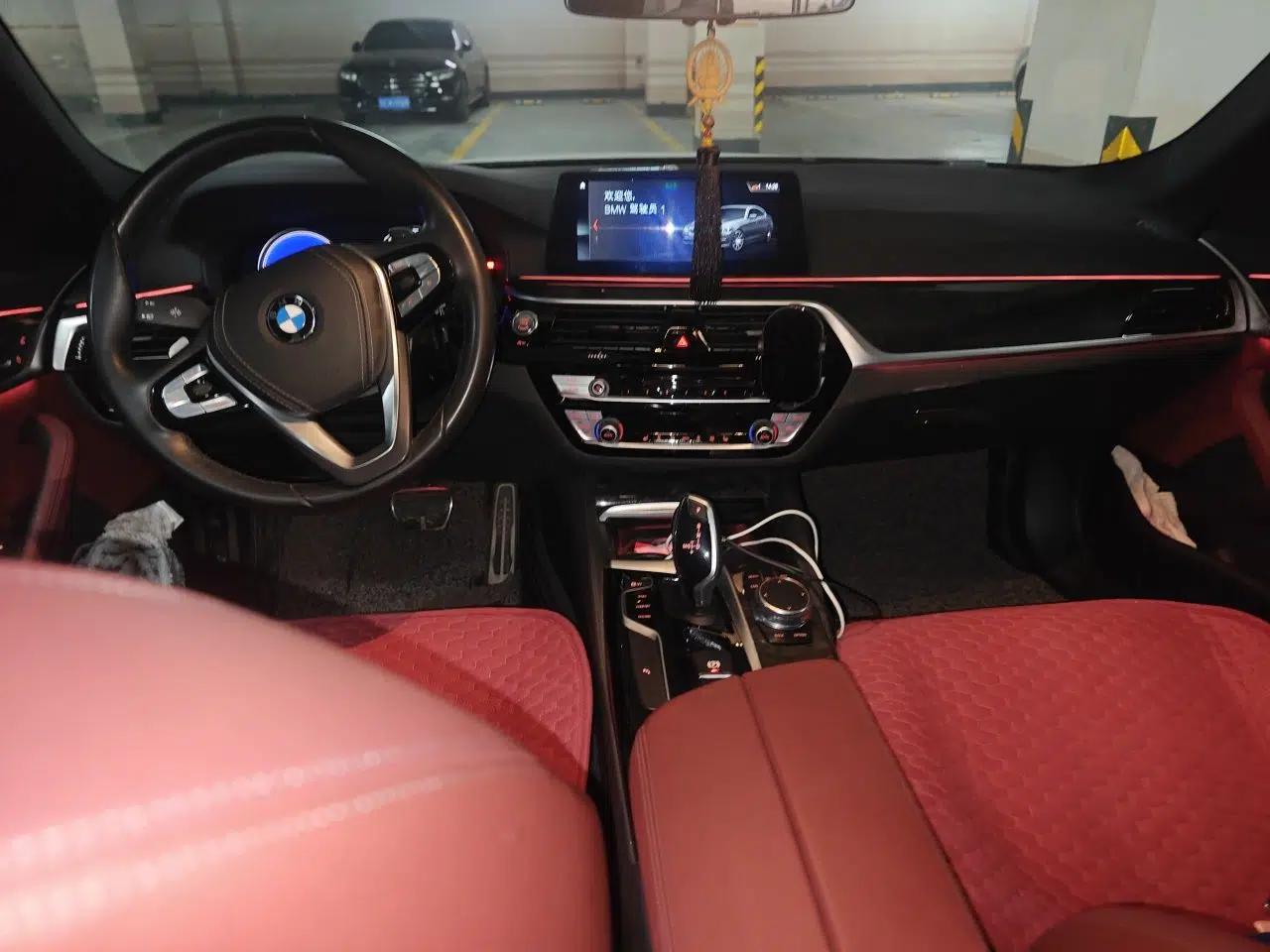 BMW 5 Series 2018 Restyled 530Li Leading Edition M Sport Package — миниатюра 9