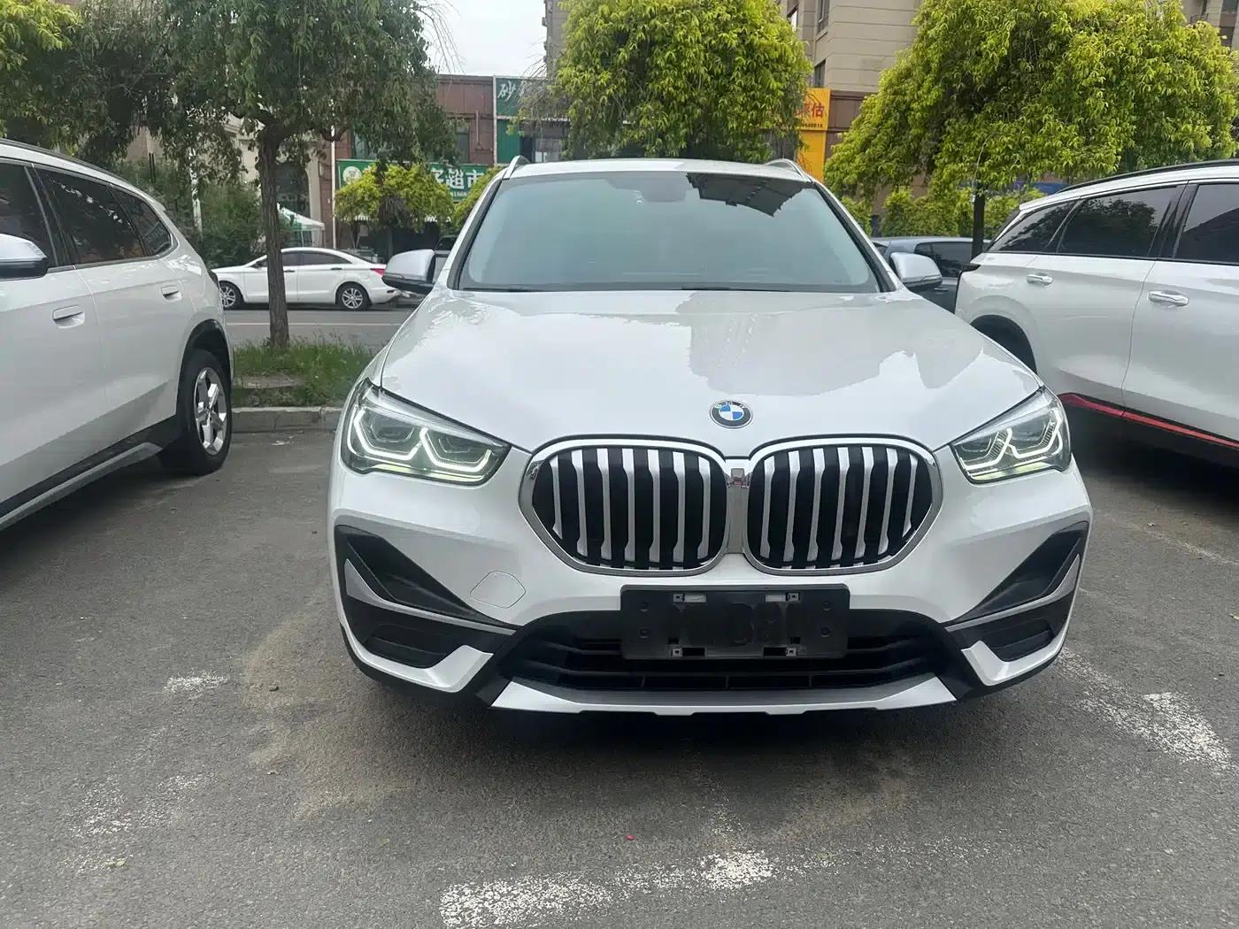 BMW X1 2022 sDrive20Li Premium — миниатюра 2