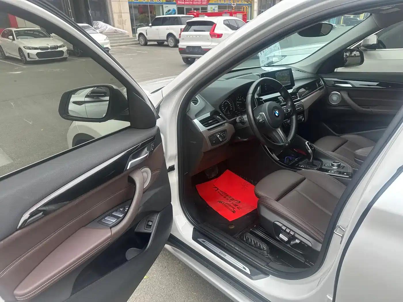 BMW X1 2022 sDrive20Li Premium — миниатюра 7