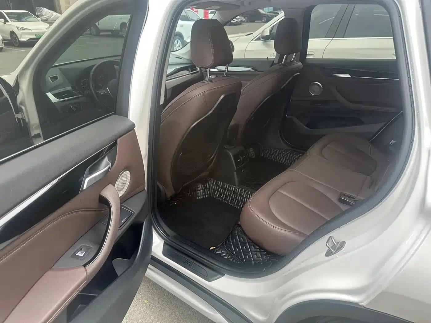 BMW X1 2022 sDrive20Li Premium — миниатюра 10
