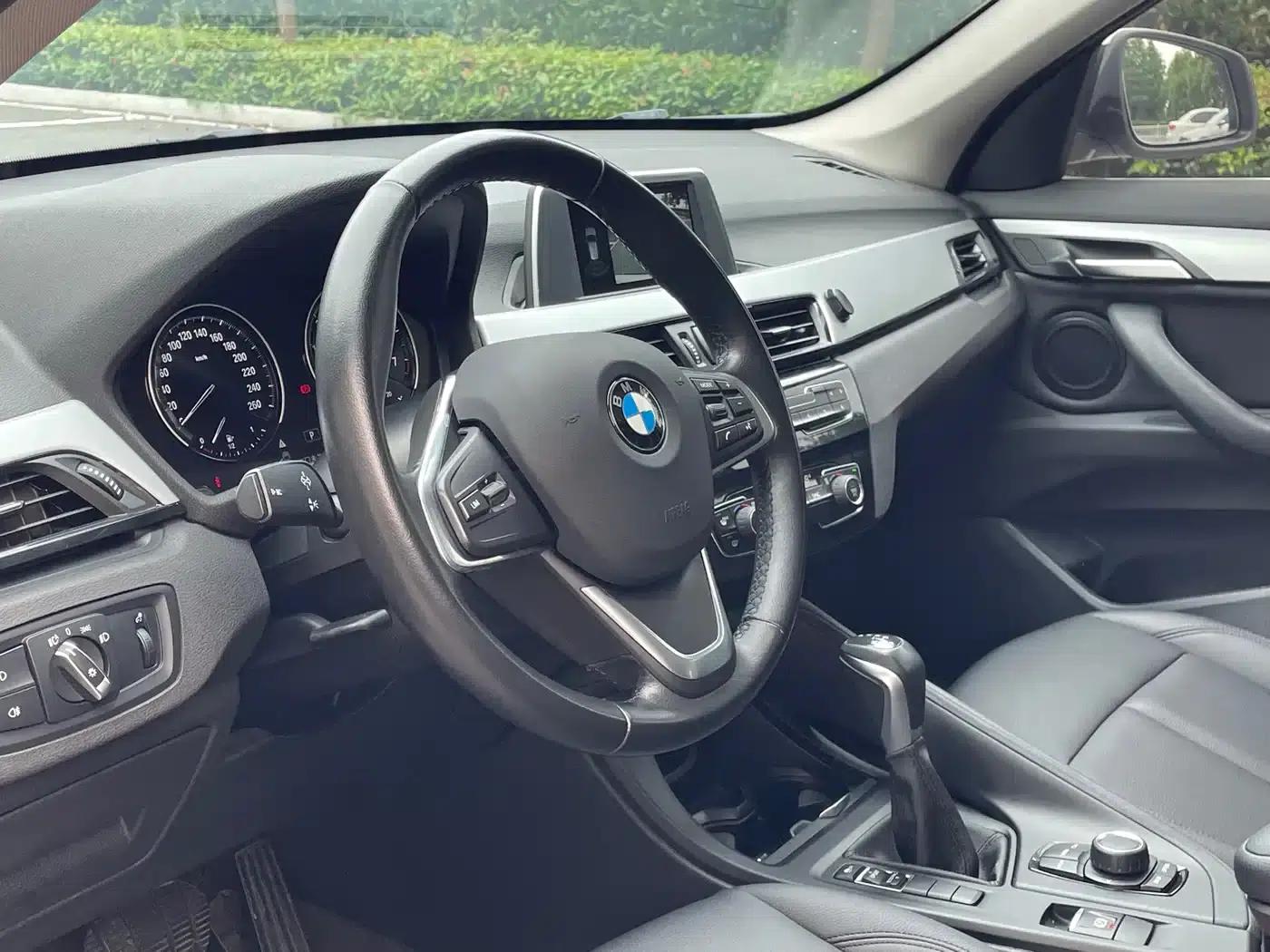 BMW X1 2019 sDrive20Li Leading Edition — миниатюра 10
