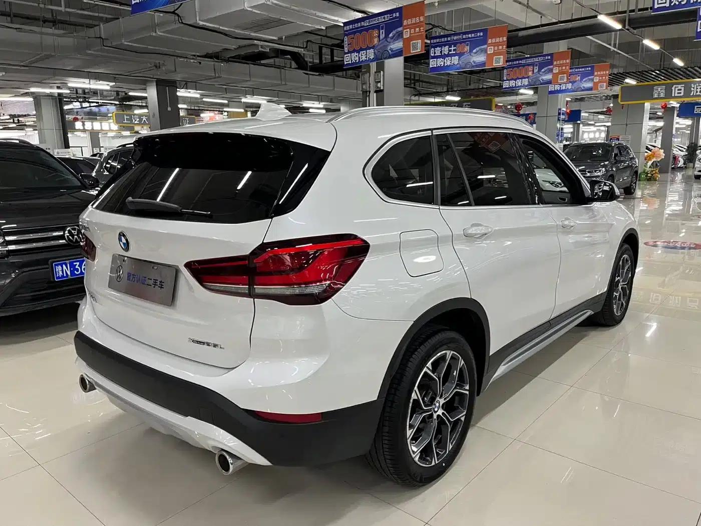 BMW X1 2022 sDrive20Li Fashion Edition — миниатюра 13
