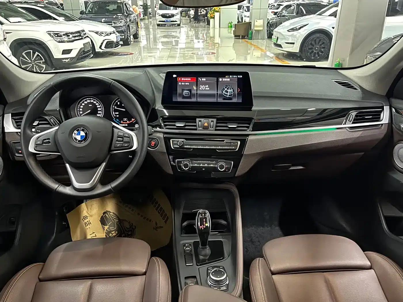 BMW X1 2022 sDrive20Li Fashion Edition — миниатюра 6
