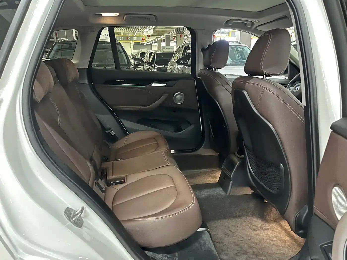 BMW X1 2022 sDrive20Li Fashion Edition — миниатюра 8
