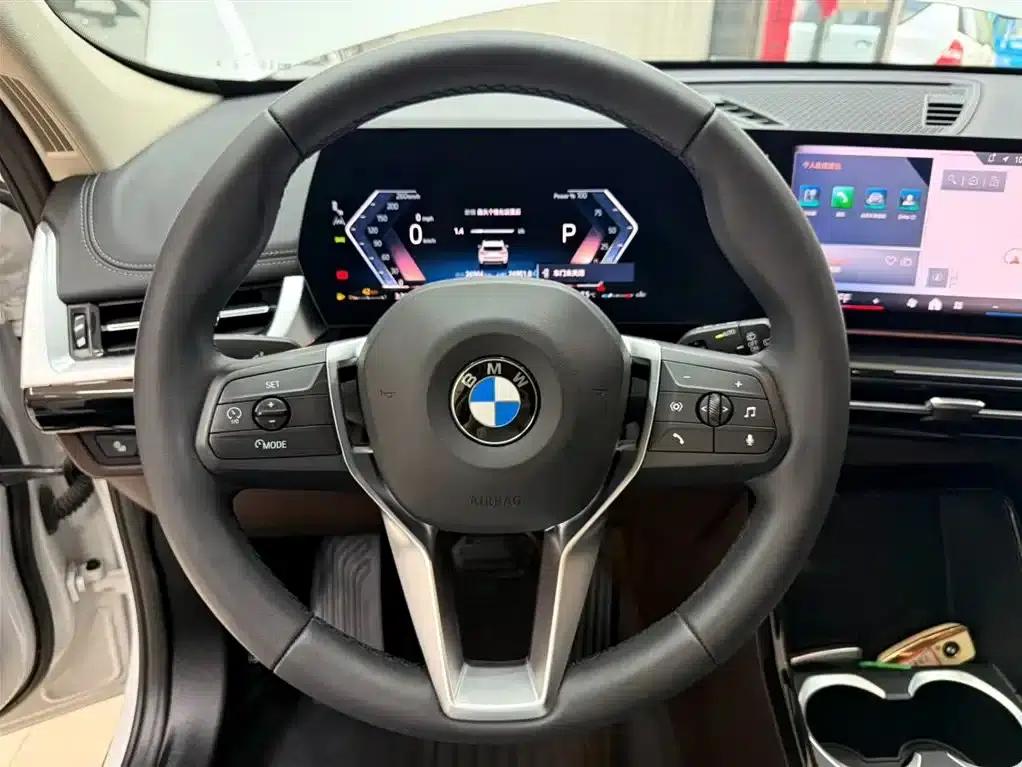 2023 BMW X1 sDrive20Li X Design Package — миниатюра 11