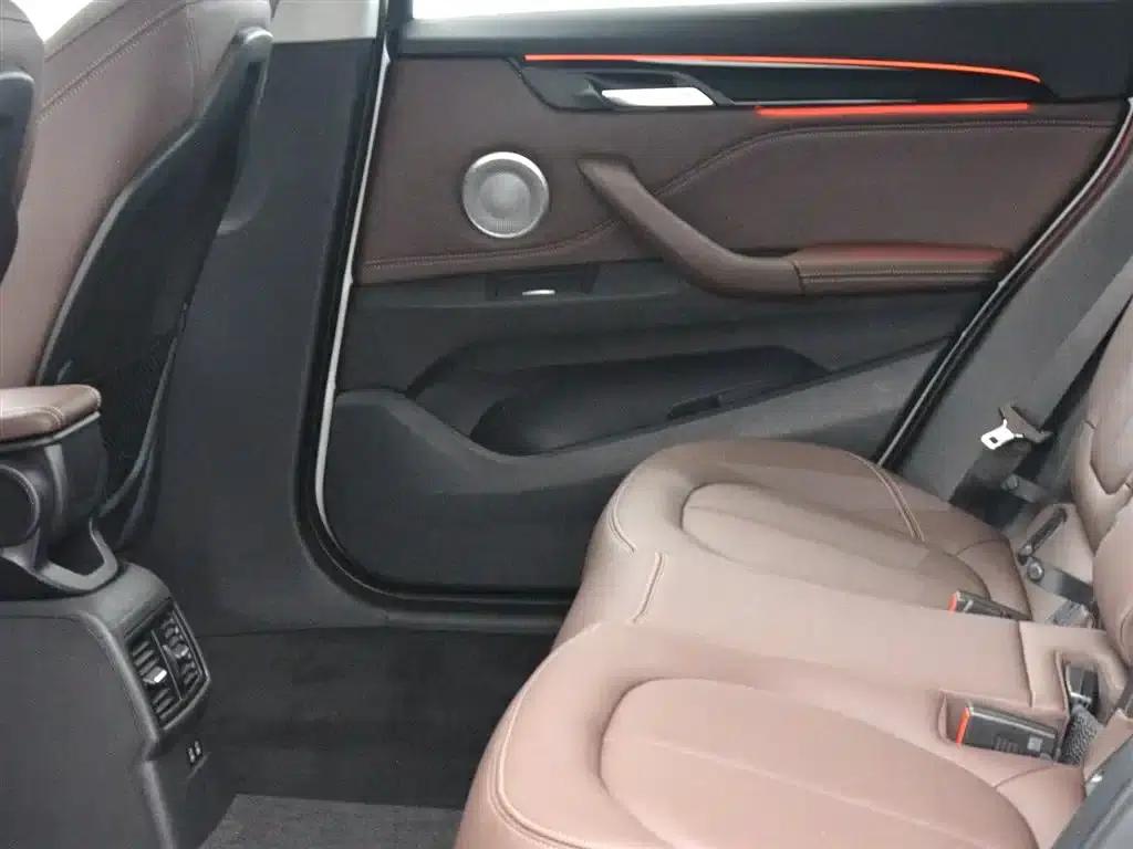BMW X1 2021 xDrive25Li Premium — миниатюра 9