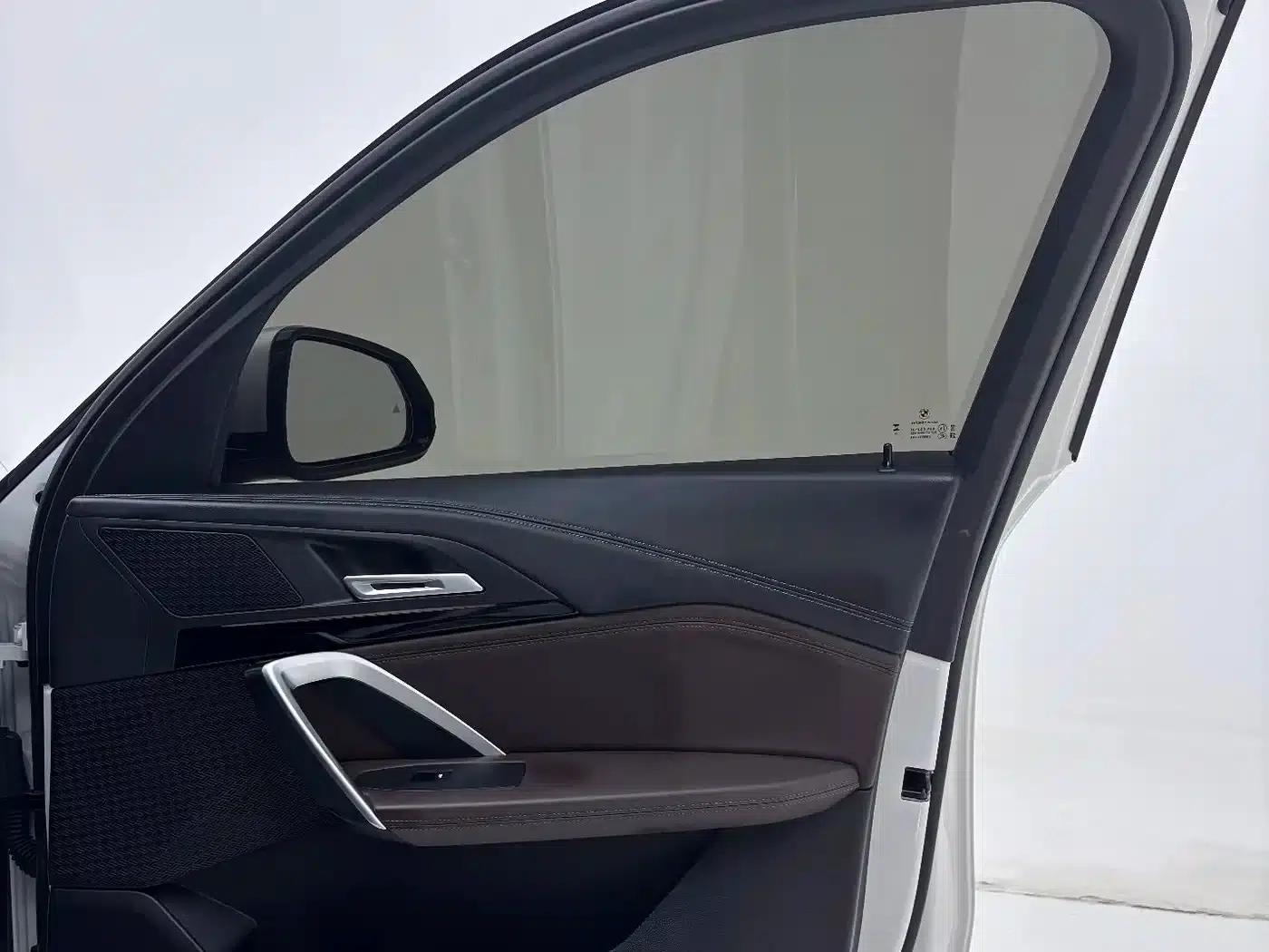 2023 BMW X1 sDrive20Li X Design Package — миниатюра 19