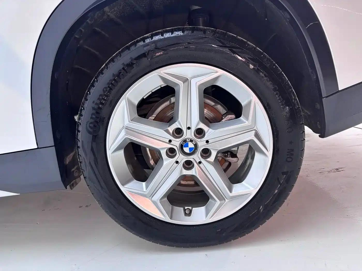 2023 BMW X1 sDrive20Li X Design Package — миниатюра 21