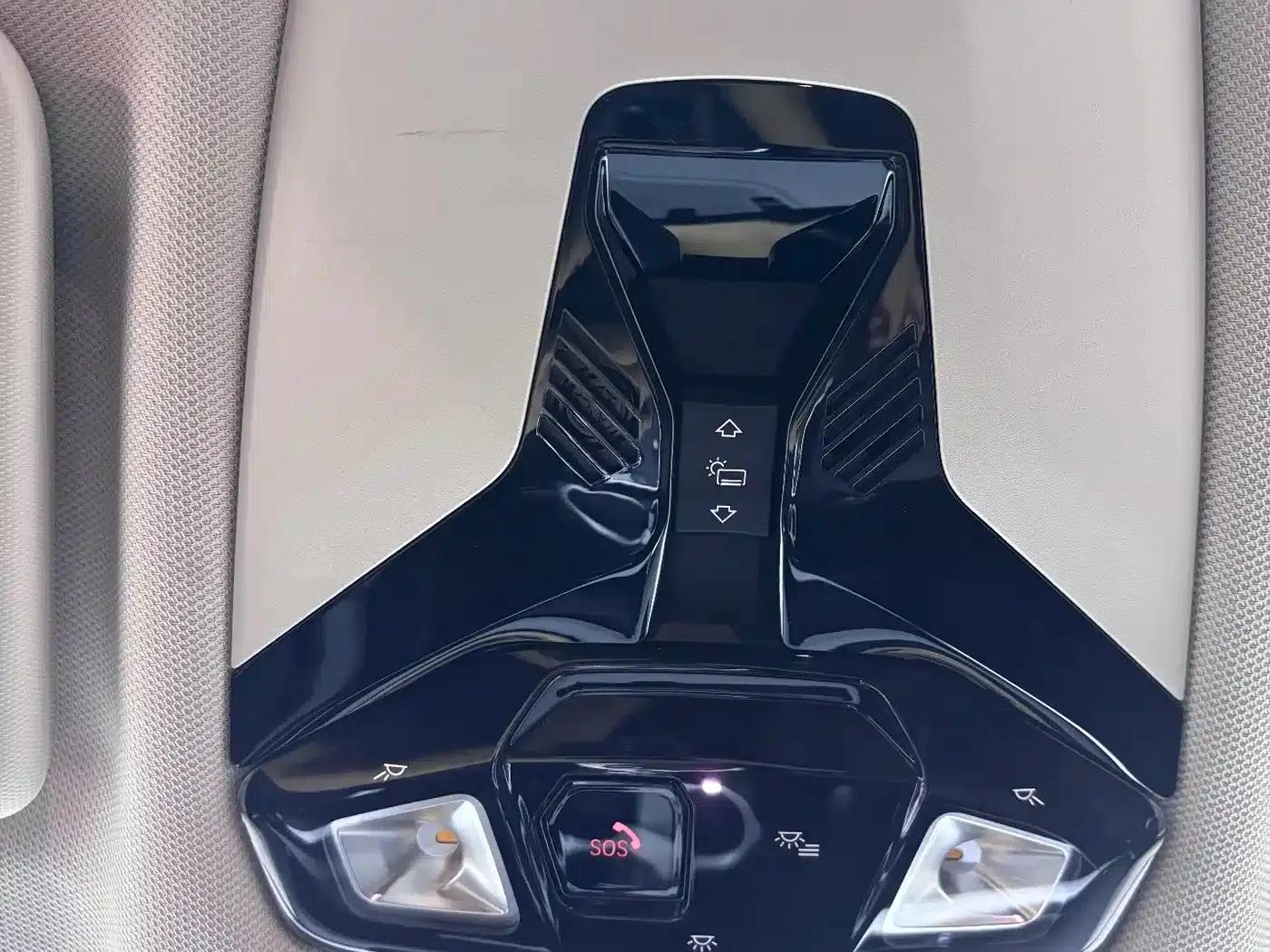 2023 BMW X1 sDrive20Li X Design Package — миниатюра 10