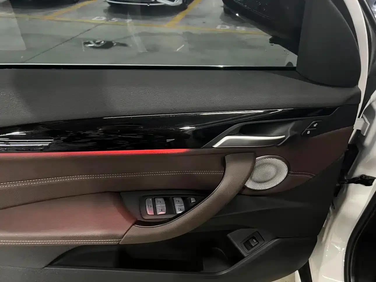 BMW X1 2022 sDrive20Li Fashion Edition — миниатюра 8