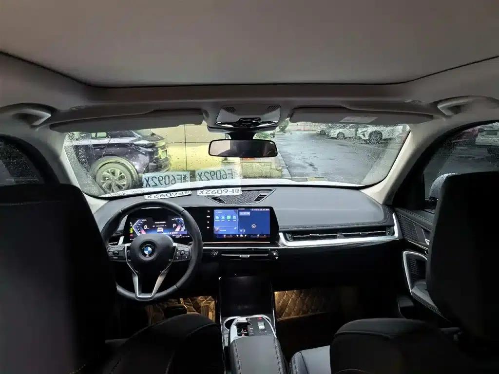 2023 BMW X1 sDrive20Li X Design Package — миниатюра 7