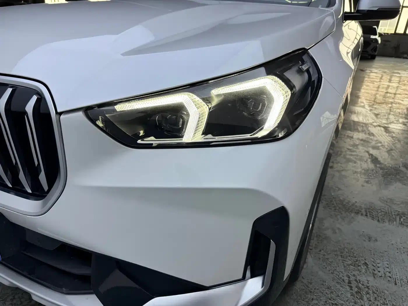 2023 BMW X1 sDrive20Li X Design Package — миниатюра 7