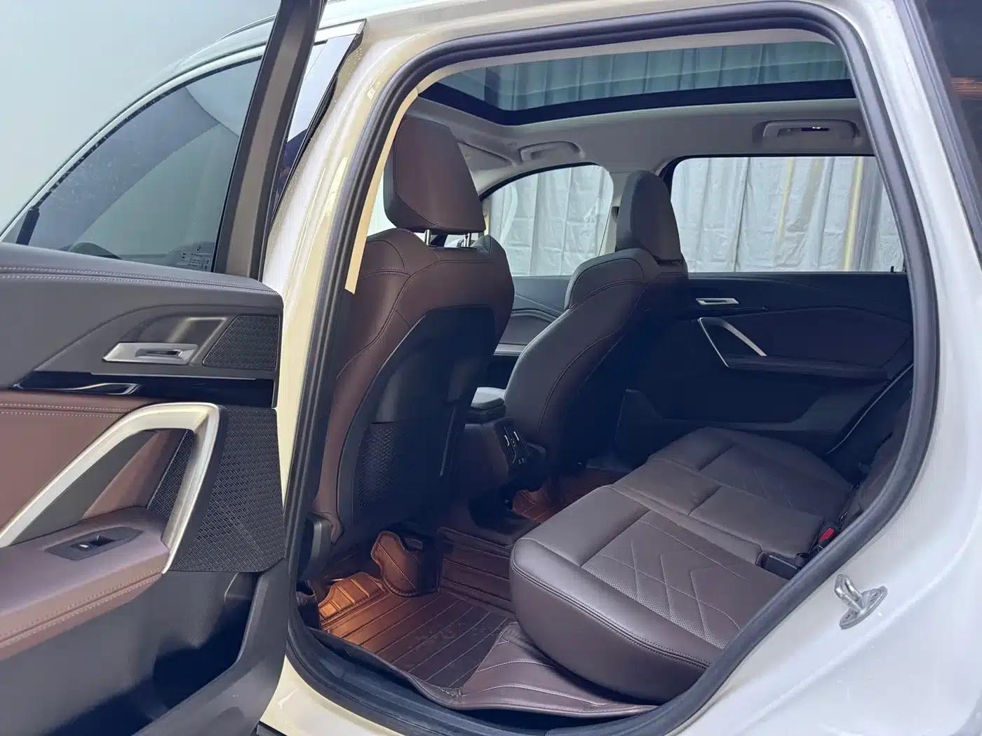 2023 BMW X1 sDrive20Li X Design Package — миниатюра 9