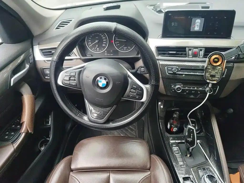 BMW X1 2018 xDrive20Li Premium — миниатюра 3