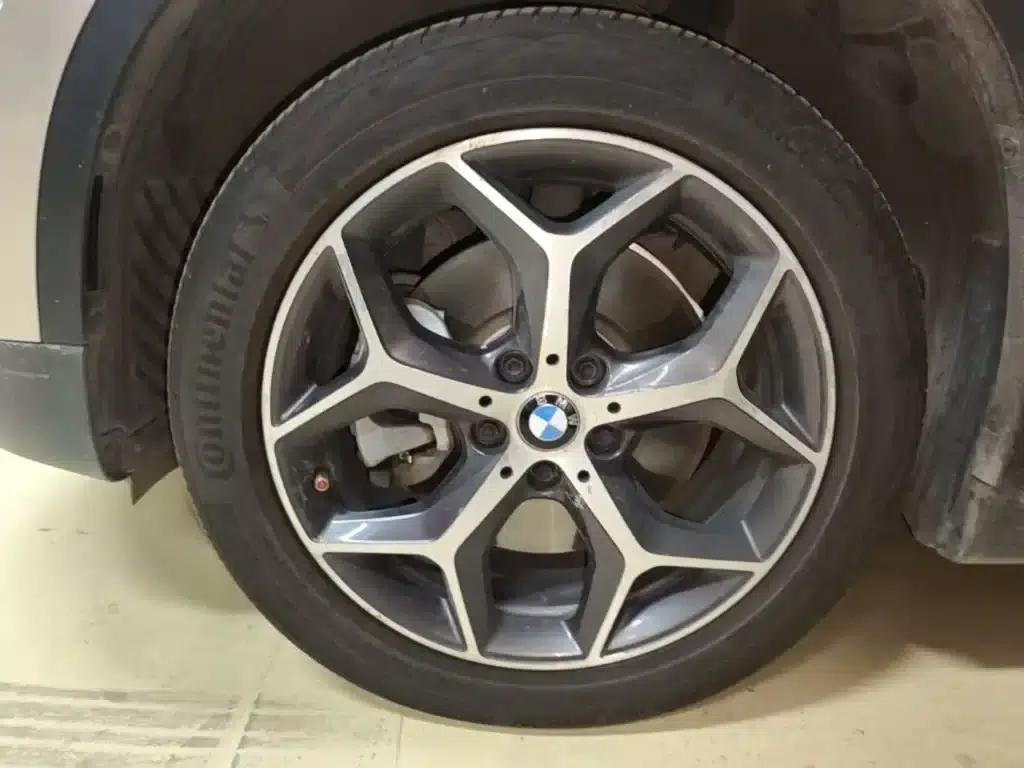 BMW X1 2019 xDrive20Li Premium — миниатюра 23