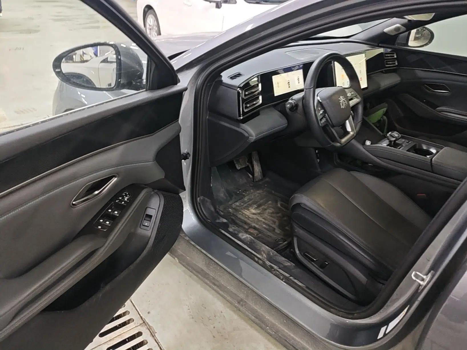 BYD Qin L 2025 DM-i Smart Drive 80KM Superior Model — миниатюра 18
