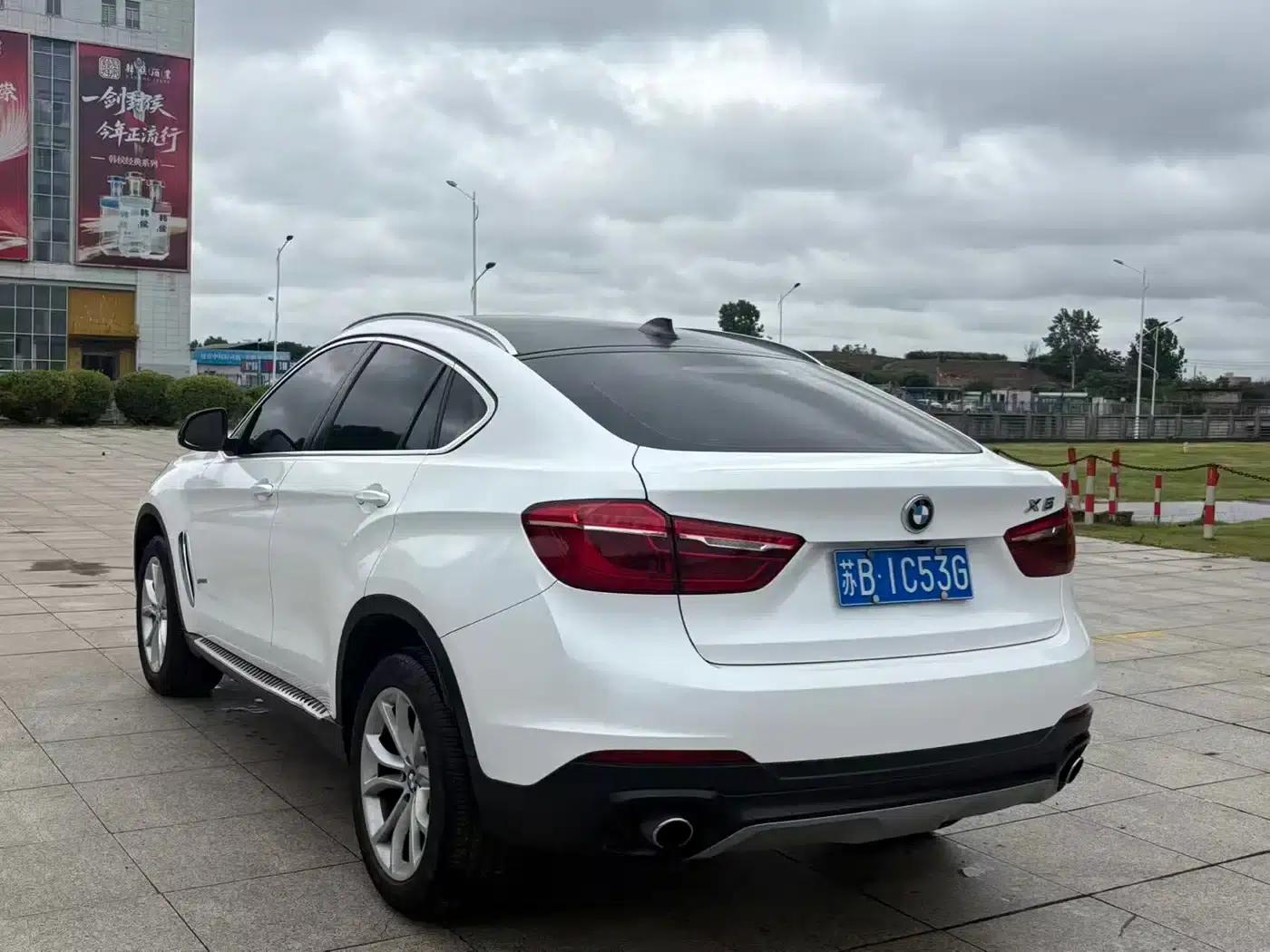 BMW X6 2015 xDrive35i Luxury — миниатюра 9