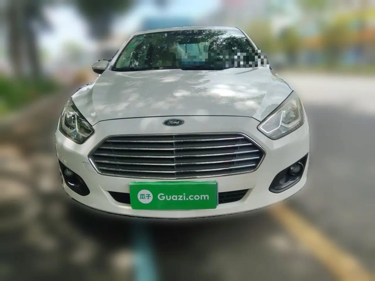 Ford Escort 2017 Revised Version 1.5L Automatic Comfort Edition — миниатюра 2