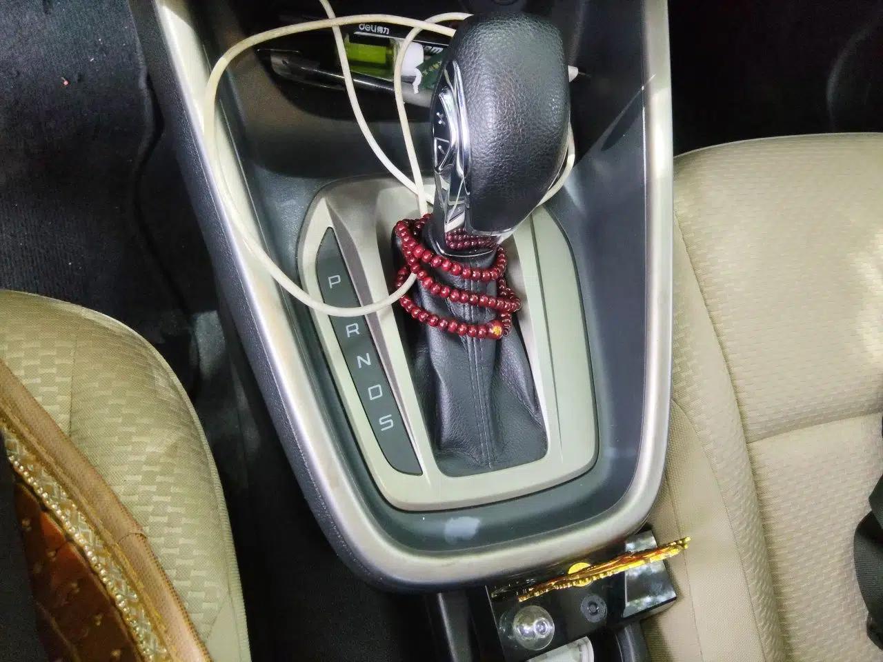 Ford Escort 2017 Revised Version 1.5L Automatic Comfort Edition — миниатюра 14