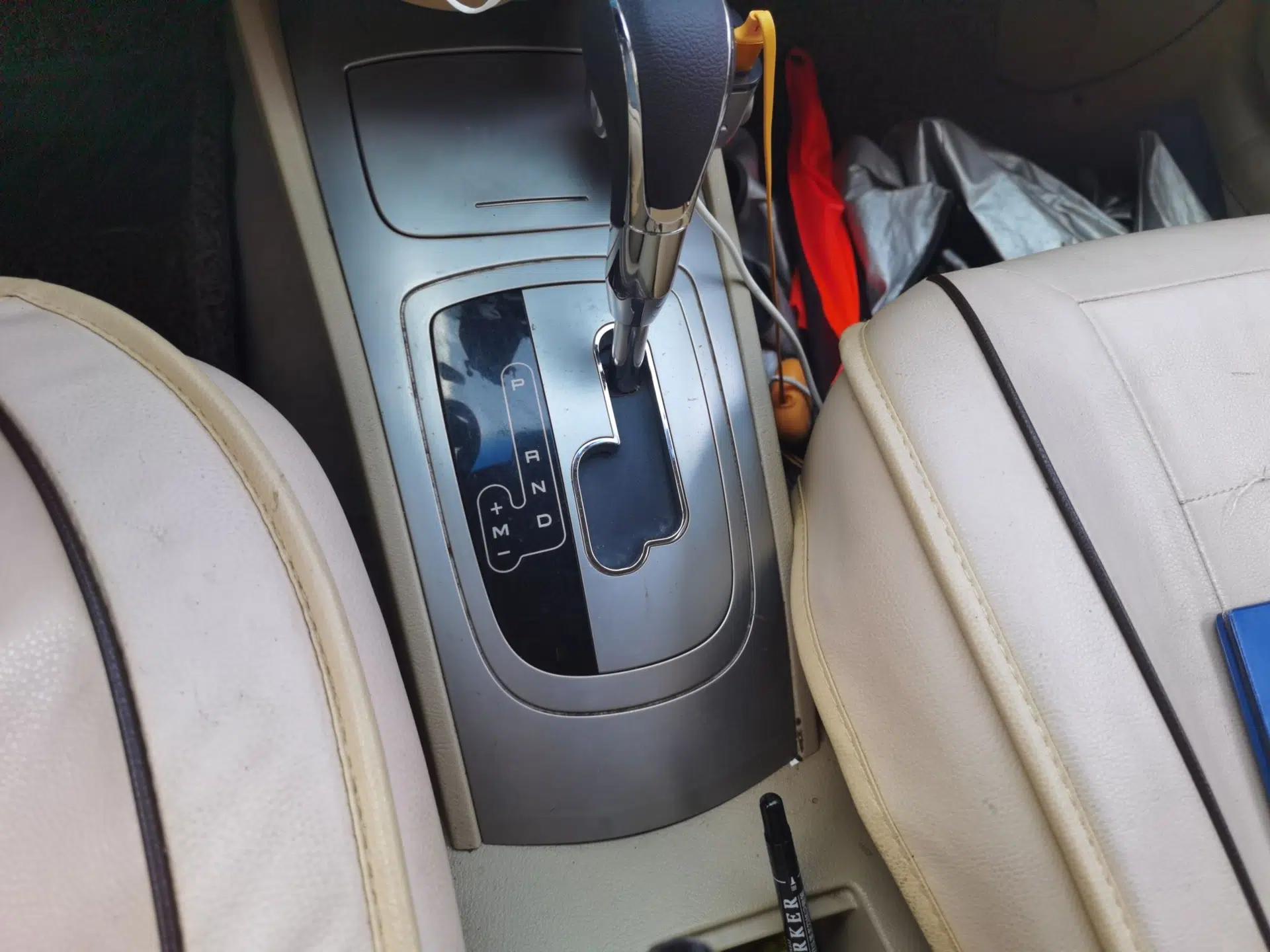 Buick Excelle 2013 1.5L Automatic Classic Model — миниатюра 14