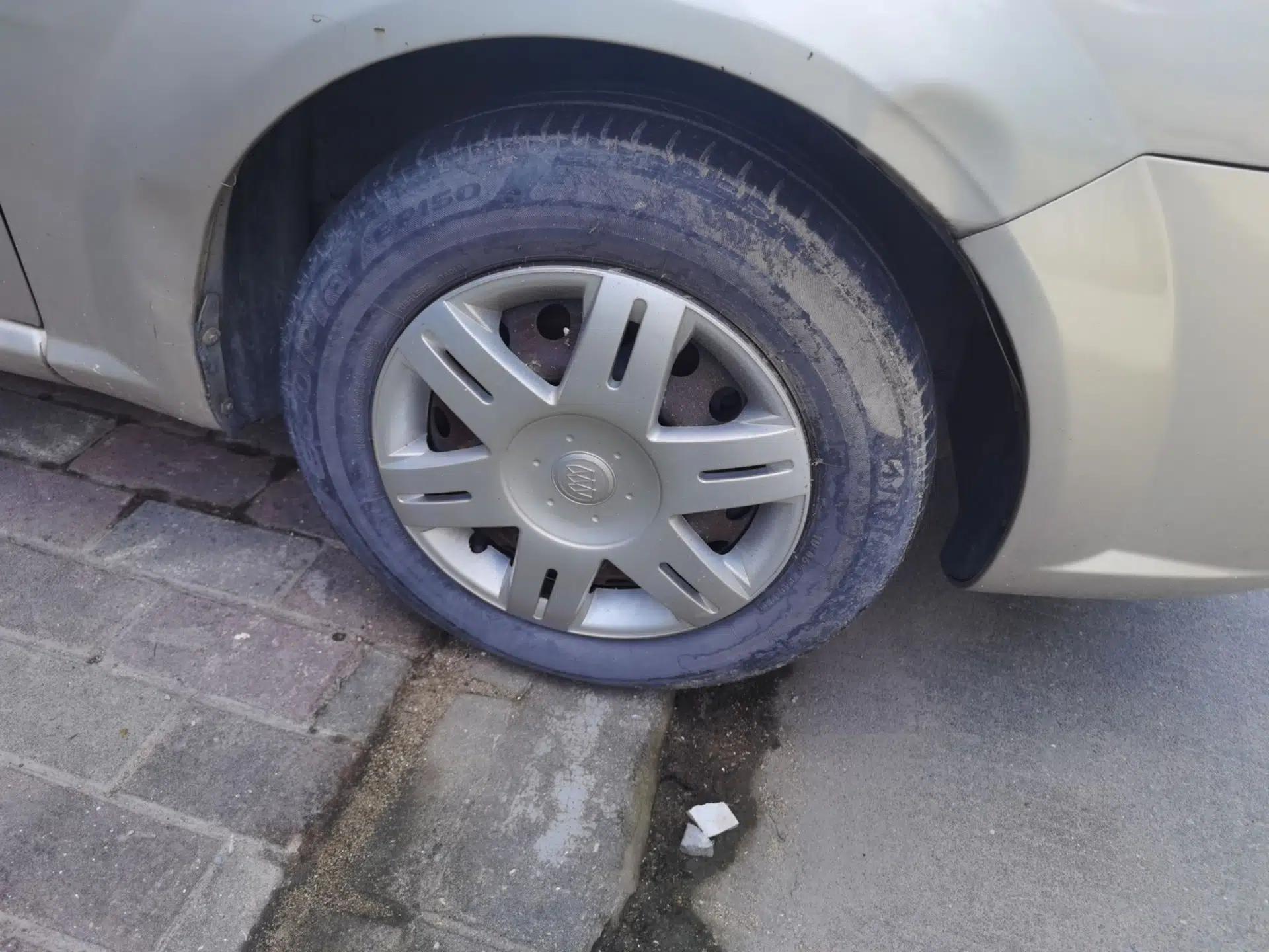 Buick Excelle 2013 1.5L Automatic Classic Model — миниатюра 8