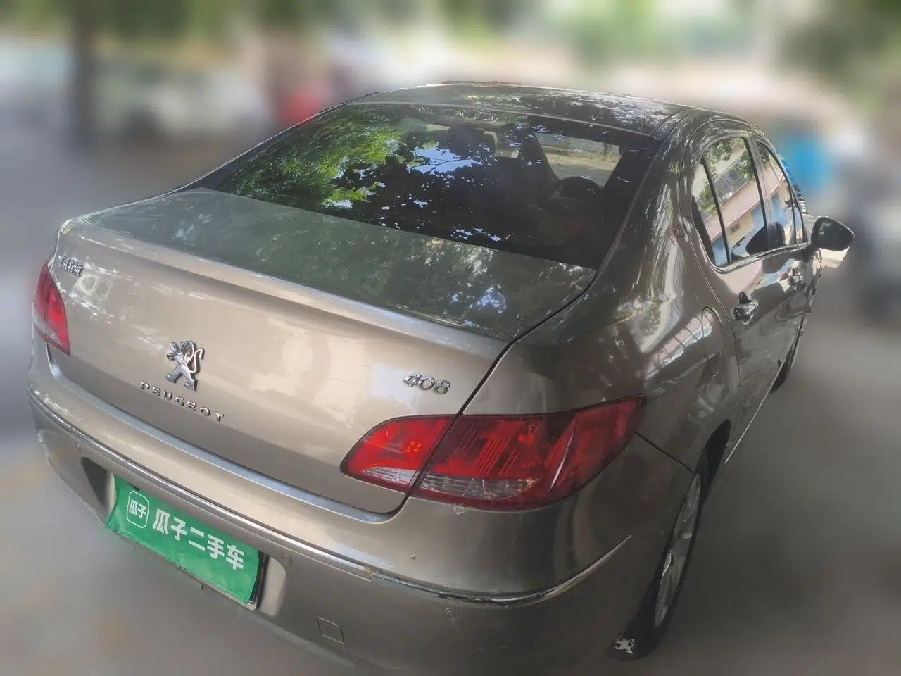 Peugeot 408 2011 1.6L Manual Comfort Edition — миниатюра 6