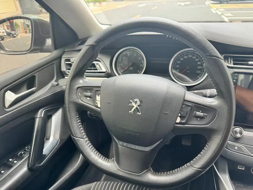 Peugeot 408 2014 1.8L Automatic Luxury Edition — миниатюра 11