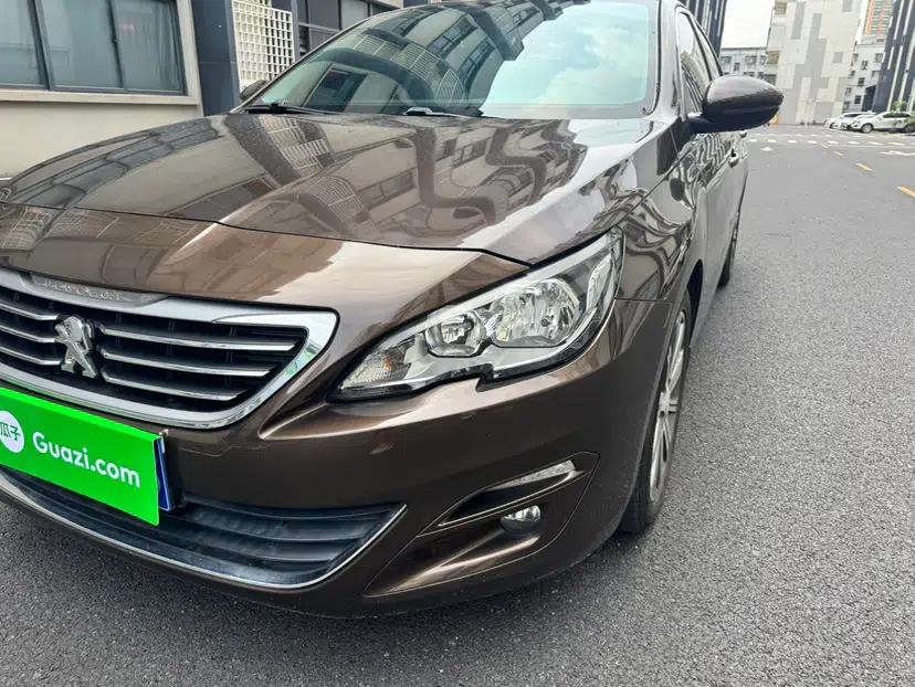 Peugeot 408 2014 1.8L Automatic Luxury Edition — миниатюра 3