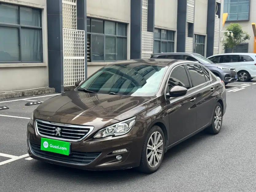 Peugeot 408 2014 1.8L Automatic Luxury Edition — миниатюра 5