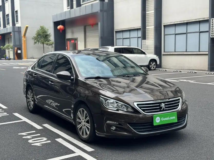 Peugeot 408 2014 1.8L Automatic Luxury Edition — миниатюра 6