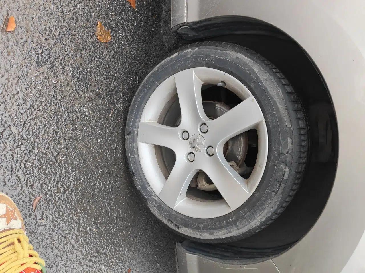 Peugeot 408 2011 2.0L Manual Comfort Edition — миниатюра 8
