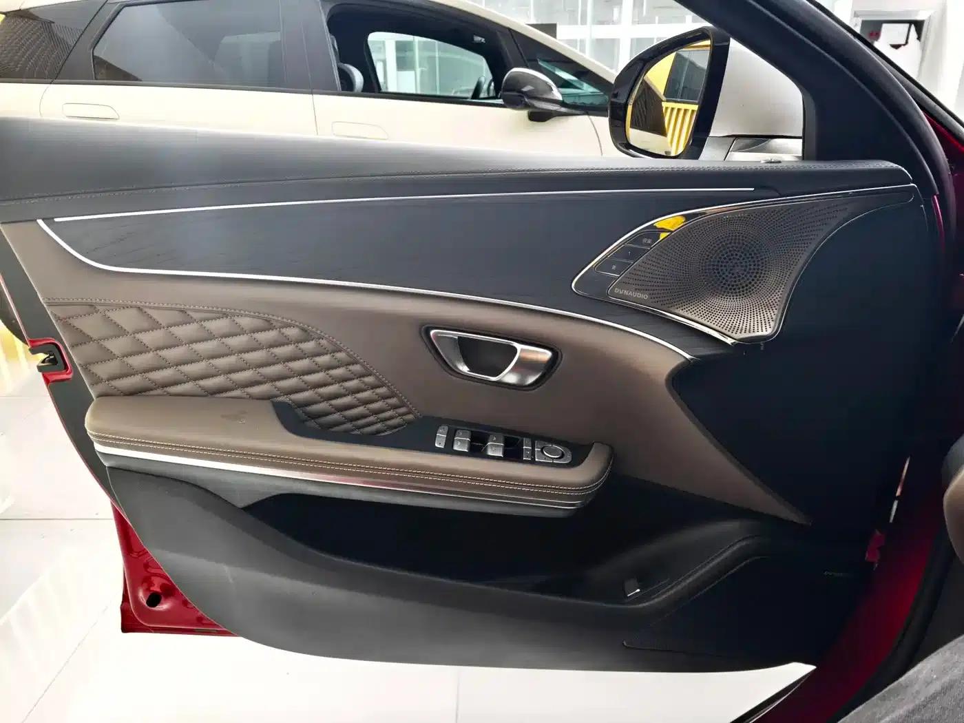 Han 2022 EV Genesis Edition 610KM AWD Premium — миниатюра 3